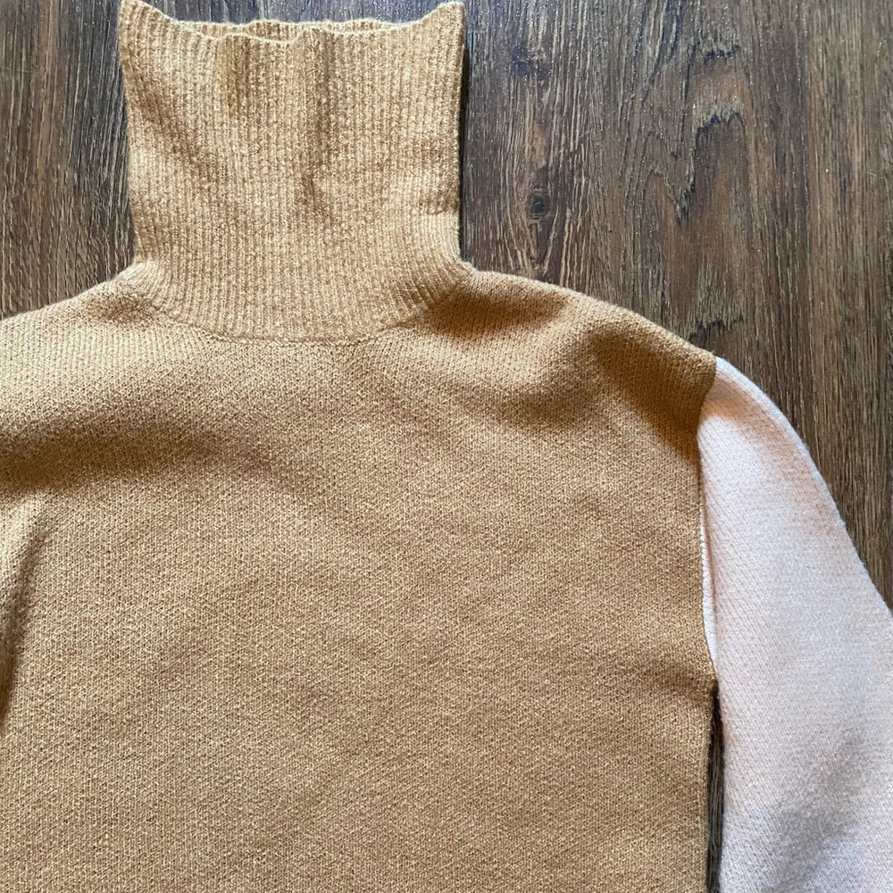 H&M turtle neck - Picture 3 of 5